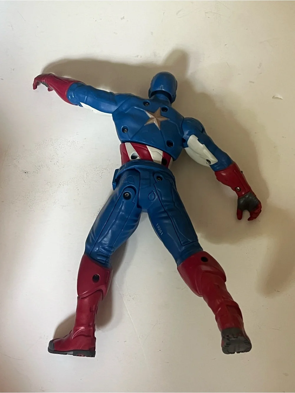 Captain America Ultra Strike 11” Inch Talking Action Figure Hasbro Marvel 2012